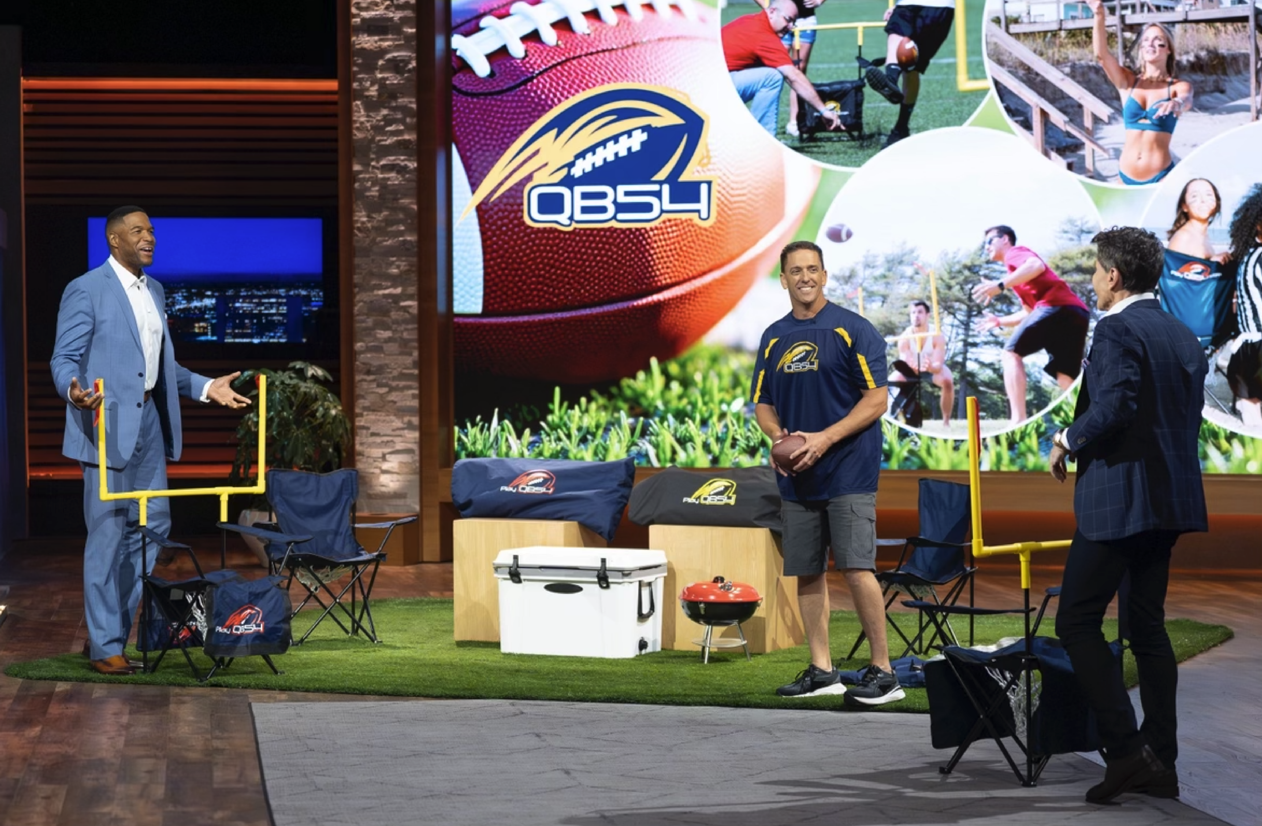 Michael Silva and Michael Strahan on Shark Tank set